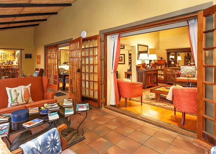 Riverside Guest Lodge