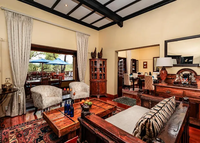 Riverside Guest Lodge